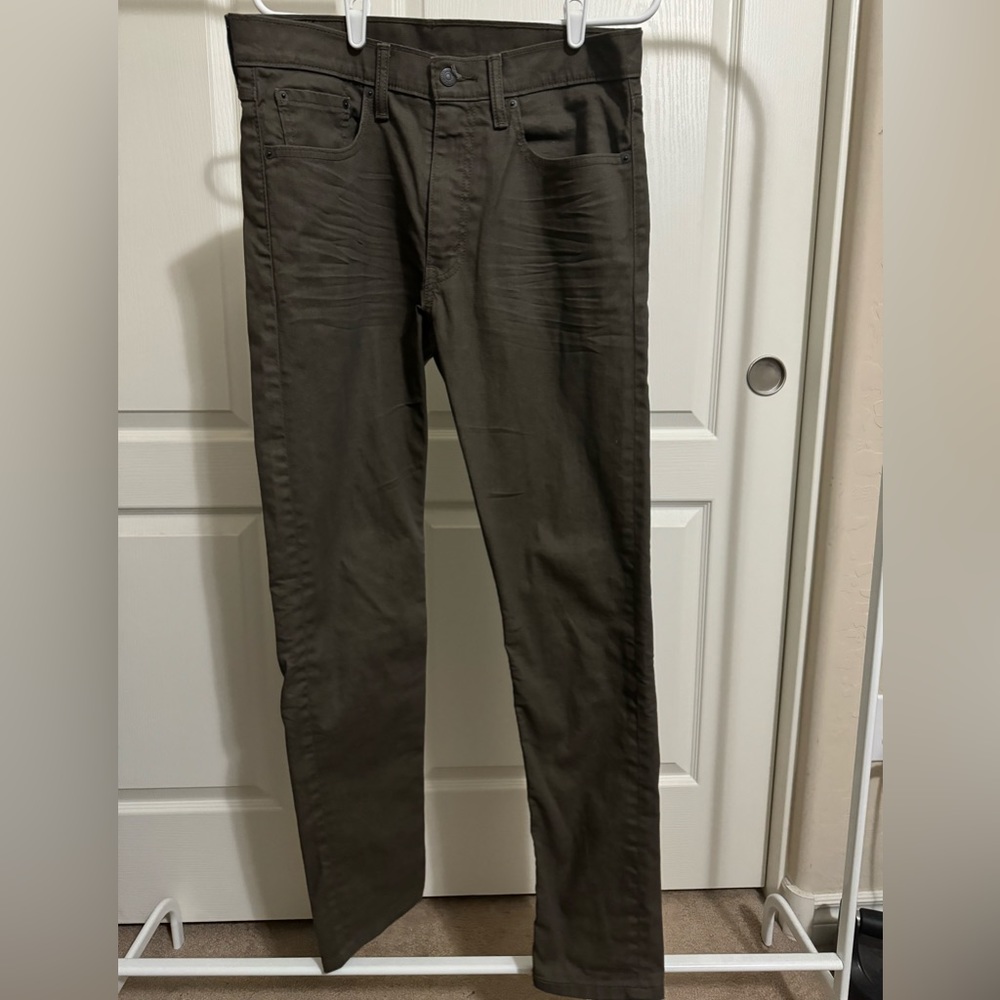 Levi 512 34W x 34L Dark Olive Green